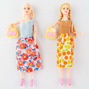 Muneca Con Accesorios 832_46_B125762