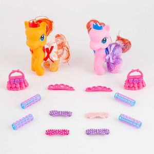 Fig Caballo-Pony Con Ropa 832_46_B121321