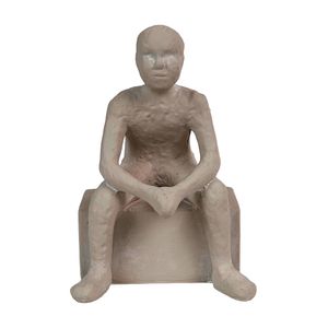 Figura Deco Concepts Pensador Mali 14X21X12Cm Gris Poliresina